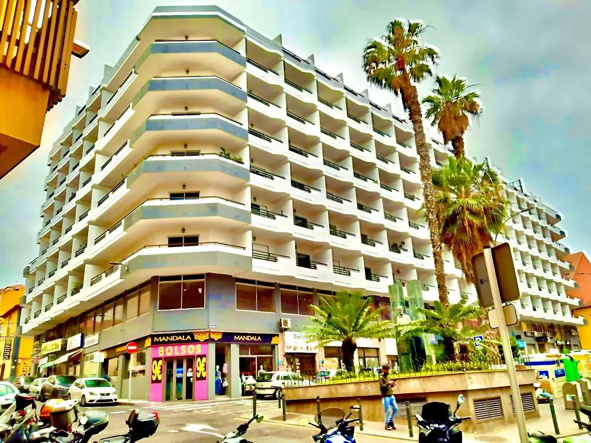Atico Con Piscina En El Centro Puerto De La Cruz - Edificio Girasol