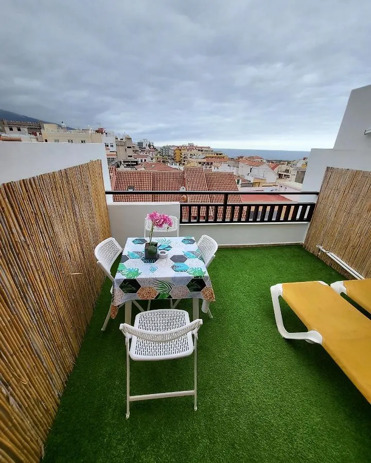 Atico Con Piscina En El Centro Puerto De La Cruz - Edificio Girasol Apartment