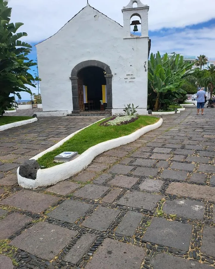 Atico Con Piscina En El Centro Puerto De La Cruz - Edificio Girasol Apartment